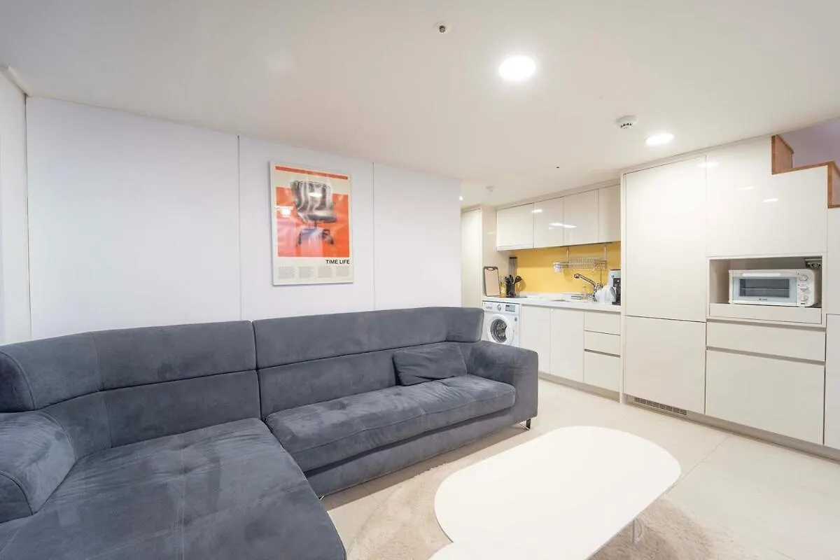 Sosodang 21St Floor Ocean View Accommodation, 15 Minutes From Incheon Airport Apartment